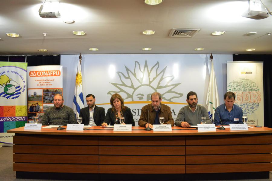 Se presentó la nómina de productores familiares habilitados para vender al Estado